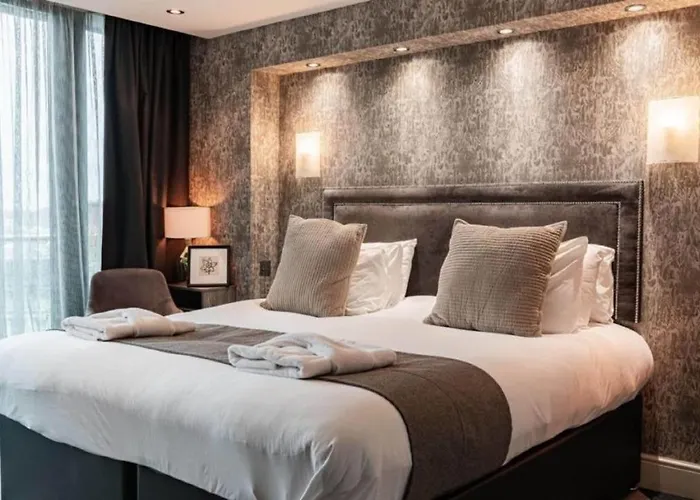 Best Hotels Around Swansea for Coastal and City Stays