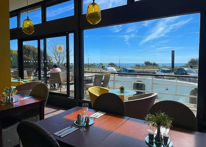 Top-Rated Family Hotels in Bournemouth