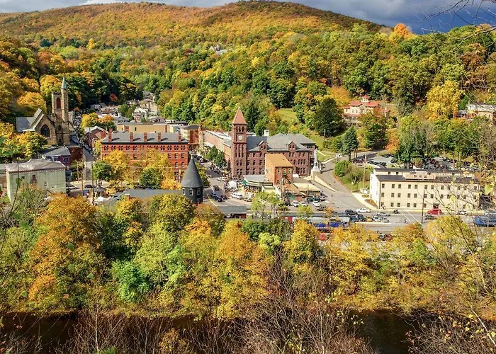 Top-Rated Hotels in Jim Thorpe, Pennsylvania
