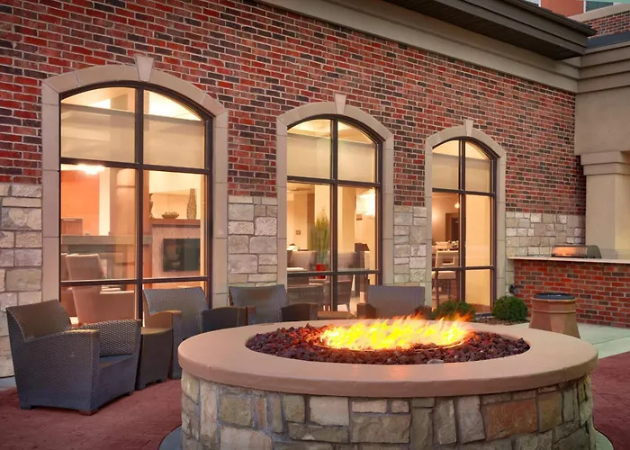 Best Hotels Near Idaho Falls for Outdoor Adventures